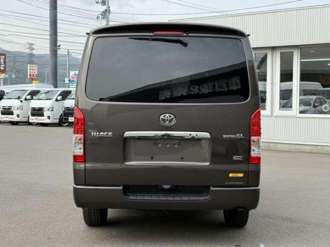 ハイエースバン2.8 スーパーGL 50TH アニバーサリー リミテッド ロングボディ ディーゼルターボ 4WD　415COBRA　CL-3 フロントリップスポイラー　ステージ2ルーフスポイラー　By2NEO　BADフェイスボンネット　ローフォルムフェンダー　ESSEX　ENCB　17インチブロンズホイール　ヨコハマパラダ　NEWパーツカスタム 2800