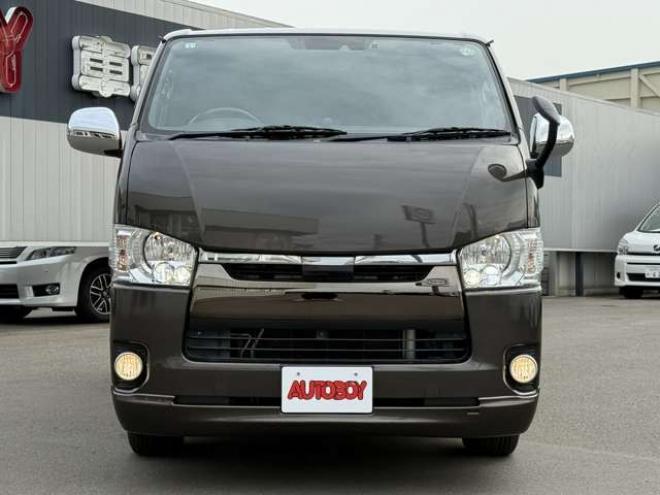 ハイエースバン2.8 スーパーGL 50TH アニバーサリー リミテッド ロングボディ ディーゼルターボ 4WD　415COBRA　CL-3 フロントリップスポイラー　ステージ2ルーフスポイラー　By2NEO　BADフェイスボンネット　ローフォルムフェンダー　ESSEX　ENCB　17インチブロンズホイール　ヨコハマパラダ　NEWパーツカスタム 2800