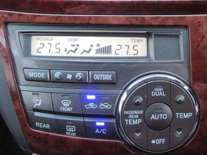 エスティマ2.4 アエラス 4WD　両側パワースライドドア/コーナーセンサー/キセノンヘッドライト/LEDフォグ/クルーズコントロール/ETC/ 2400