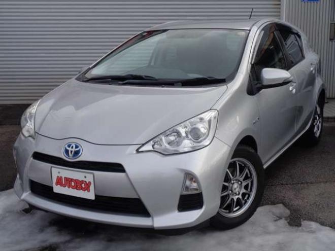 アクア1.5 S　キーフリー　純正ナビ　ワンセグ 2WD 1500