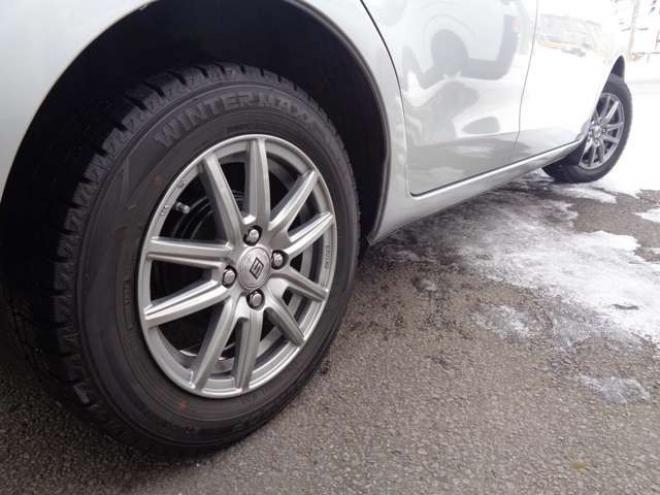 ヴィッツ1.0 F　FF　キーレス　社外ナビ　バックカメラ 2WD 1000