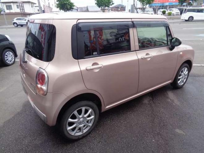 ラパンショコラ G 4WD　スマートキー　純正ナビ　ワンセグ 660