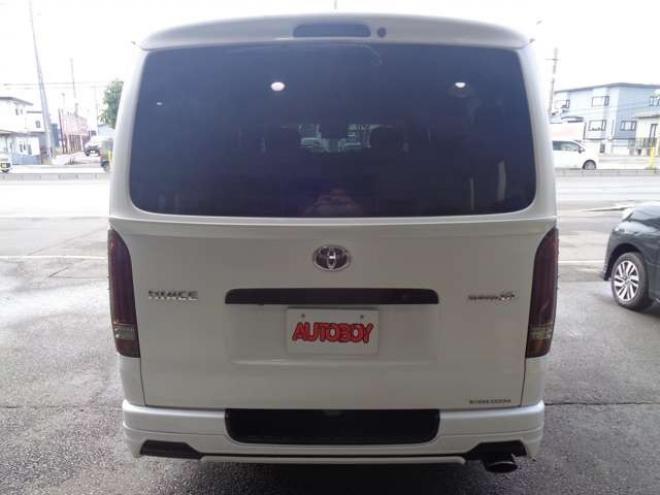 ハイエースバン3.0 スーパーGL ダークプライム ロングボディ ディーゼルターボ 4WD　ワンオーナー　令和6年タイミングベルト交換済　社外ナビ　スマートキー　バックカメラ　フロント・サイドカメラ　バッドラッカー17インチアルミホイール　バッドフェイスボンネット 3000