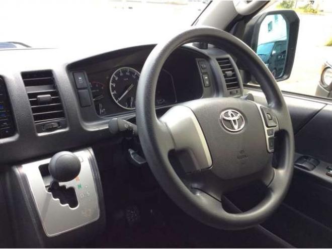 ハイエースバン2.8 DX ロング GLパッケージ ディーゼルターボ 4WD　キーレス　両側スライドドア　バックカメラ　メモリナビ　フルセグTV　フロントフォグランプ　衝突被害軽減システム　車線逸脱防止　横滑り防止装置　パワーヒート　オートマチックハイビーム　電動格納ミラー 2800