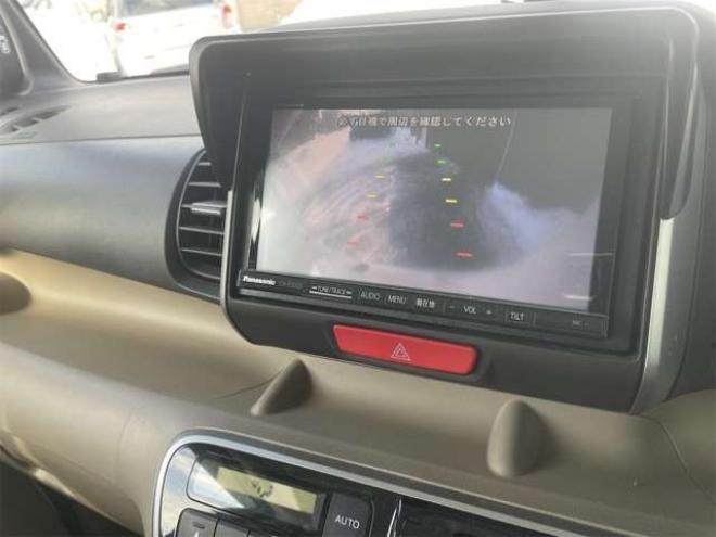 N-BOXG Lパッケージ 4WD　新在　庫　　限　定プ　ライス!!　ナビ　TV　バックカメラ　Pドア 660