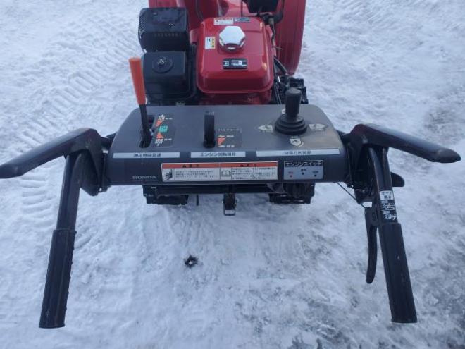 除雪機ホンダhs760　７馬力　60cm幅