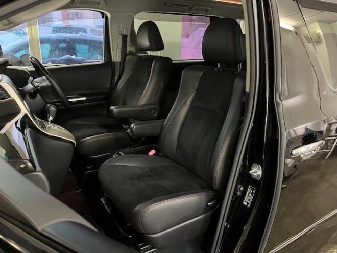 ヴェルファイア２．４Ｚ　ゴールデンアイズ　後期型　寒冷地仕様　禁煙車　両側パワースライドドア　パワーバックドア　純正ハーフレザーシート　純正１８インチＡＷ　社外１６ＡＷ＋スタッドレスタイヤ付　フロントガラス熱線　クルーズコントロール　ＥＴＣ 4WD 2400 5Dr