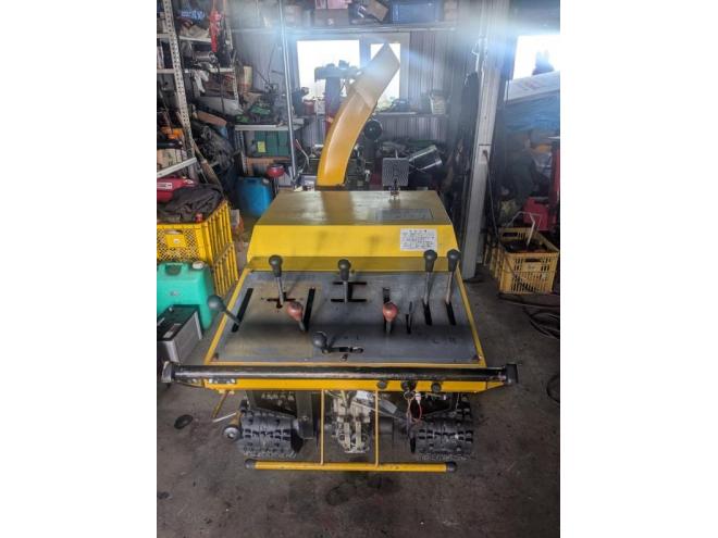 除雪機コバシ　ST-10　10馬力　ガソリン　ローリング付き