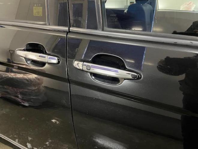 アイシスプラタナ　リミテッド　ワンオーナー　寒冷地仕様　禁煙車　両側パワースライドドア　純正１５インチＡＷ　社外１５ＡＷ＋スタッドレスタイヤ　純正ＨＤＤナビ　地デジ　ＤＶＤ再生　Ｂｌｕｅｔｏｏｔｈ　バックカメラ　エンジンスターター 4WD 5 1800Dr