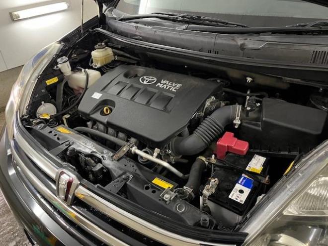 アイシスプラタナ　リミテッド　ワンオーナー　寒冷地仕様　禁煙車　両側パワースライドドア　純正１５インチＡＷ　社外１５ＡＷ＋スタッドレスタイヤ　純正ＨＤＤナビ　地デジ　ＤＶＤ再生　Ｂｌｕｅｔｏｏｔｈ　バックカメラ　エンジンスターター 4WD 5 1800Dr