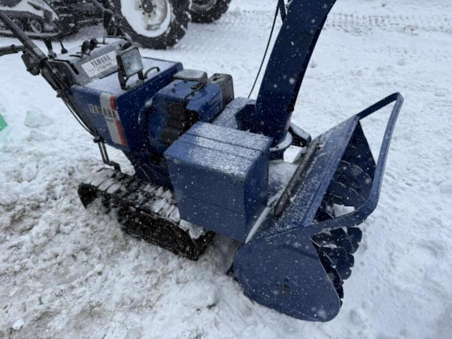 除雪機ヤマハ YT875E 8馬力 家庭用ガソリン除雪機