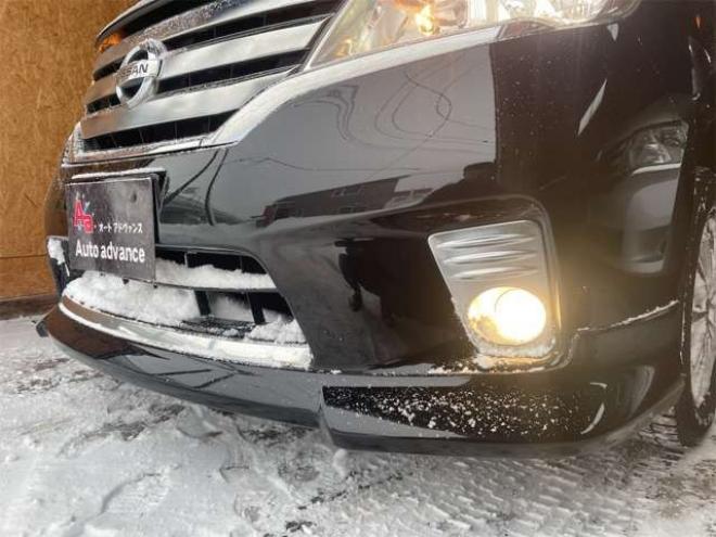 セレナ2.0 ハイウェイスター Jパッケージ 4WD　ナビ　TV　両面パワースライド　TRC　HID　エンスタ　リアカメラ 2000