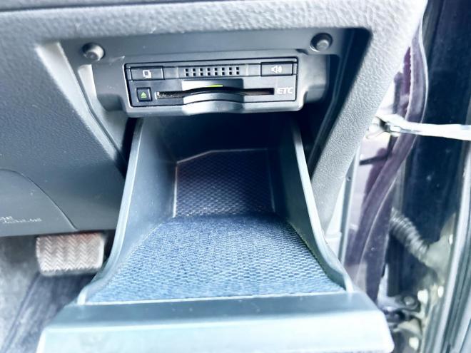 ヴェルファイア2.4Z Gエディション 4WD　ローンが不安な方＜優遇ローン＞　本州仕入　純正ワイドナビ　19AW　TEIN車高調　TRDマフラー 4WD 2400 5Dr