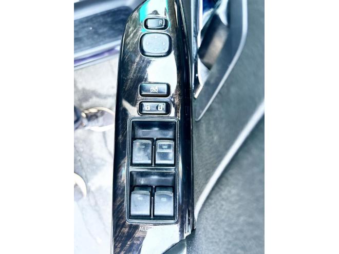 ヴェルファイア2.4Z Gエディション 4WD　ローンが不安な方＜優遇ローン＞　本州仕入　純正ワイドナビ　19AW　TEIN車高調　TRDマフラー 4WD 2400 5Dr