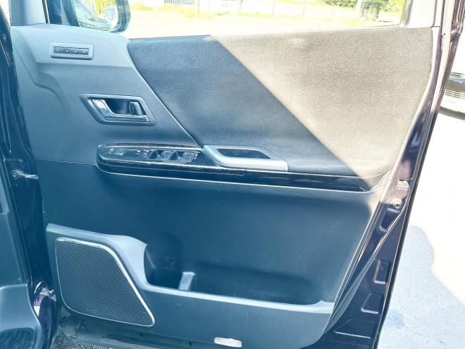 ヴェルファイア2.4Z Gエディション 4WD　ローンが不安な方＜優遇ローン＞　本州仕入　純正ワイドナビ　19AW　TEIN車高調　TRDマフラー 4WD 2400 5Dr