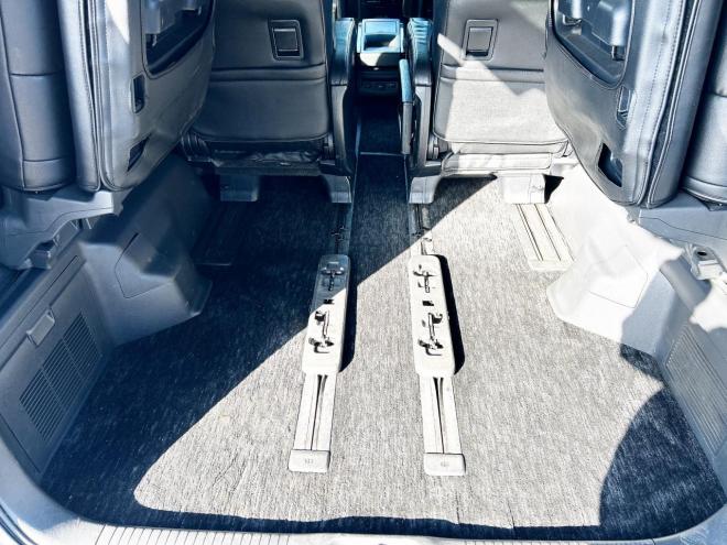 ヴェルファイア2.4Z Gエディション 4WD　ローンが不安な方＜優遇ローン＞　本州仕入　純正ワイドナビ　19AW　TEIN車高調　TRDマフラー 4WD 2400 5Dr