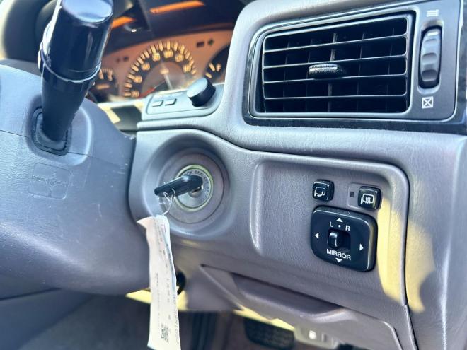 クラウンエステートエステート2.5アスリートFour 4WD 　ローンが不安な方＜優遇ローン＞ ユーザー買取車　社外HDDナビ　HID　ETC　ルーフレール　キーレス 4WD 2500 5Dr