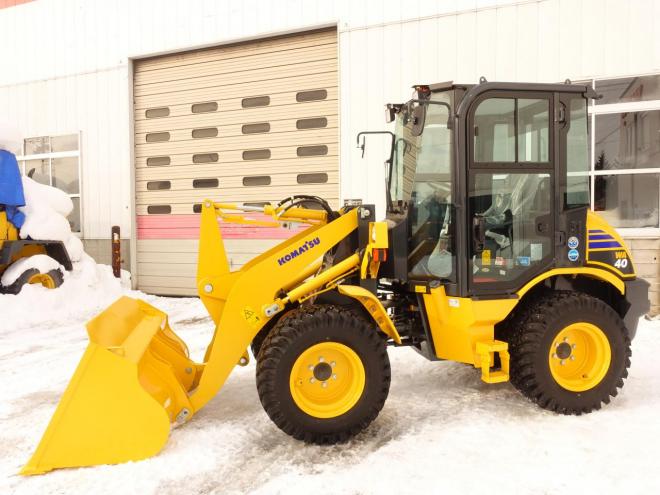 ホイールローダコマツ WA40-8　バケット容量0.5m3　