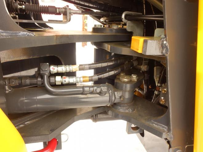 ホイールローダコマツ WA40-8　バケット容量0.5m3　