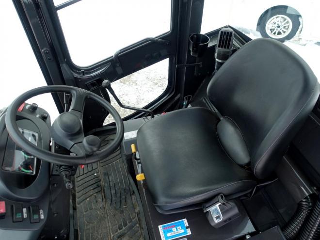 ホイールローダ日立 ZW30-5B  バケット容量0.4m3