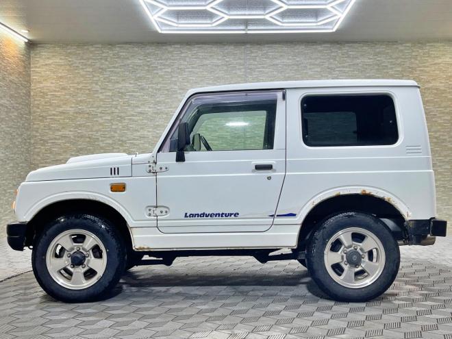 ジムニー660ランドベンチャー 4WD 5年保証 MT 天張替済 下廻防錆 寒冷地仕様 禁煙 車検整備2年付 修復歴無