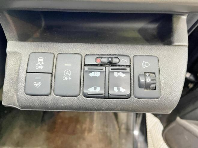 ステップワゴン2.0G Eセレクション 4WD 5年保証 両側パワスラ ワンオーナー ナビTV エンスタ  寒冷地仕様 禁煙 車検整備2年付 修復歴無