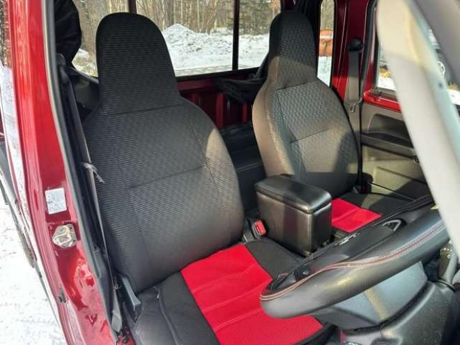 ハイゼットトラック ジャンボ エクストラ 3方開 4WD　荷台ボックス　地デジ　バックカメラ　パワステ　パワーウィンドウ　キーレスエントリー　アイドリングストップ　ABS　横滑り防止装置　盗難防止装置 660