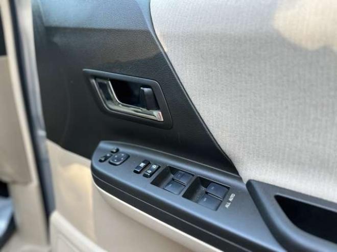 ヴェルファイア2.4 X 4WD　ワンオーナー　パワーウィンドウ　パワステ　社外ナビ　純正アルミ　ABS　キーレス　バックカメラ　左側電動スライドドア　ETC　ワイパーデアイサー 2400