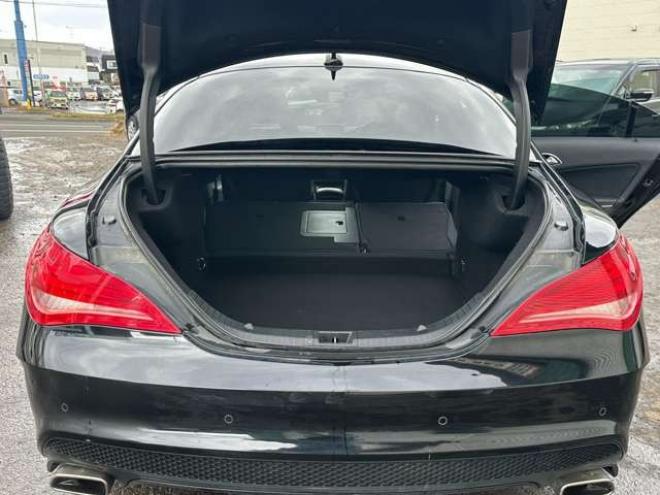 ベンツCLAクラス CLA250 4マチック 4WD　ナビ　TV　バックカメラ　アルミホイール　ディスチャージドランプ　電動シート　パワステ　パワーウィンドウ　キーレス　ETC　シートヒーター　横滑り防止装置　アイドリングストップ　クルーズコントロール 正規輸入車 2000