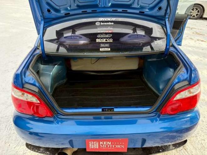インプレッサSTI 2.0 WRX スペックC リミテッド 4WD　ETC パワーウィンドウ　社外ナビ　社外アルミホイール　ヴォルテックスアンダーカバー　GTウィング　社外フロントバンパー　ルーフエアインテーク 2000