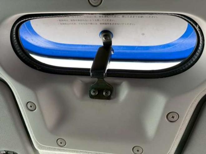 インプレッサSTI 2.0 WRX スペックC リミテッド 4WD　ETC パワーウィンドウ　社外ナビ　社外アルミホイール　ヴォルテックスアンダーカバー　GTウィング　社外フロントバンパー　ルーフエアインテーク 2000