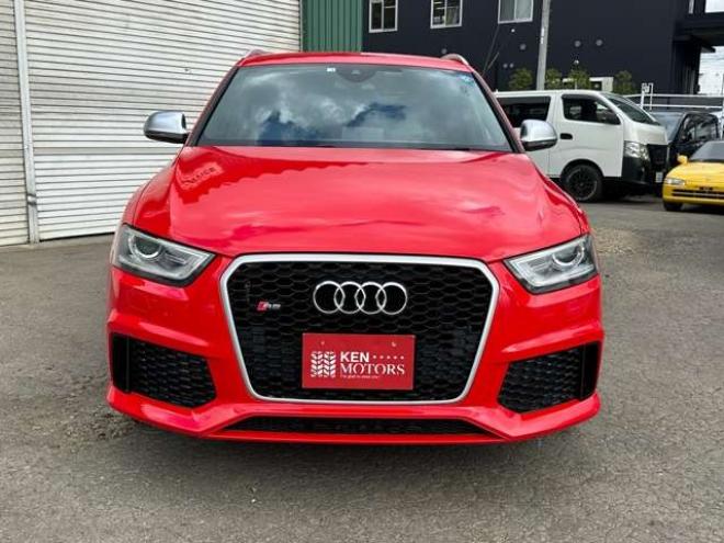 アウディRS Q3 2.5 4WD　ナビTV/Bカメラ/パワーシート/純正AW 正規輸入車 2500