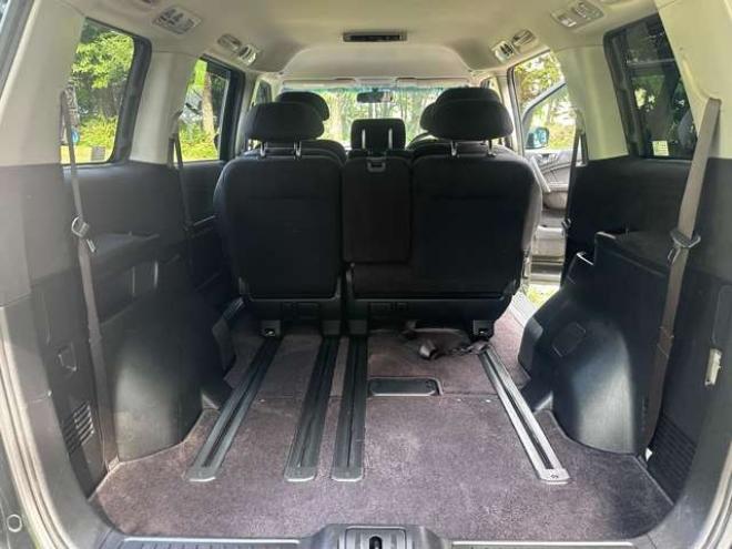 エリシオン2.4 G エアロ HDDナビスペシャルパッケージ 4WD　ABS　バックカメラ　盗難防止装置　エアコン　パワステ　パワーウィンドウ　HDDナビ　ETC　キーレス　3列シート　両側電動スライドドア　アルミホイール　DVD再生　CD　フォグランプ 2400