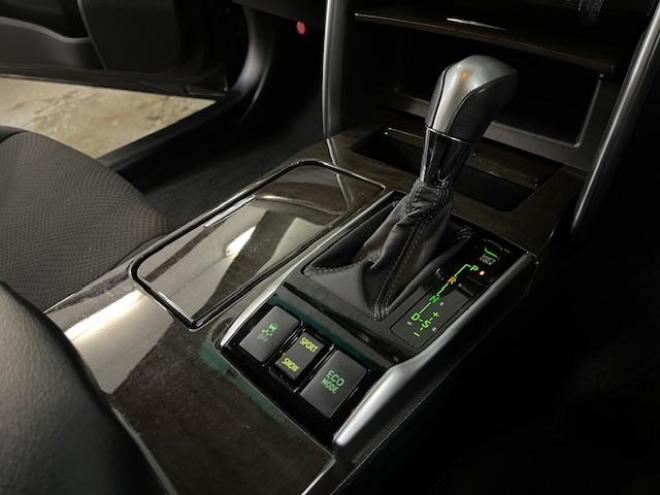 マークX２５０Ｇ　Ｆｏｕｒ　ワンオーナー　寒冷地仕様　禁煙車　社外１８インチＡＷ　社外１６ＡＷ＋スタッドレスタイヤ付　純正ＳＤナビ　地デジ　Ｂｌｕｅｔｏｏｔｈオーディオ　バックカメラ　ドライブレコーダー　ビルトインＥＴＣ 4WD 24500 4Dr