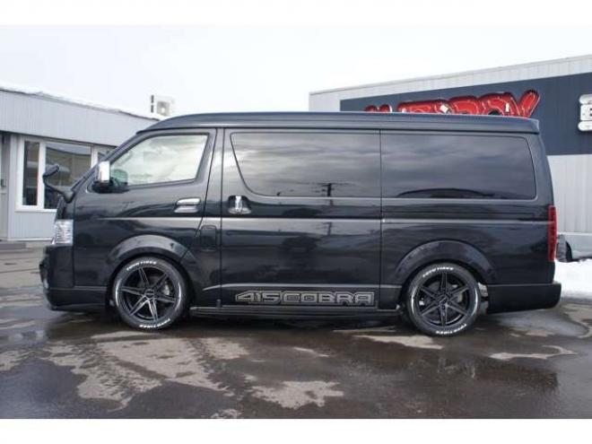 ハイエース2.7 GL ロング ファインテックツアラー 4WD　415COBRA　ファントムヘッドライトシステム&フェイスリフトキット&F/S/R/ルーフスポ/ボンネット/プレステージテールランプ&バッドラッカーHP-6プレミアムフォージッド18インチAW　TOYO　H30　225/50R18 2700