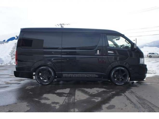 ハイエース2.7 GL ロング ファインテックツアラー 4WD　415COBRA　ファントムヘッドライトシステム&フェイスリフトキット&F/S/R/ルーフスポ/ボンネット/プレステージテールランプ&バッドラッカーHP-6プレミアムフォージッド18インチAW　TOYO　H30　225/50R18 2700