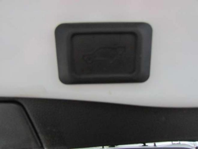 RAV-42.5 ハイブリッド G E-Four 4WD　ヒッチメンバー/パワーバックドア/アップサス/モデリスタエアロ/サンルーフ/ビルトインETC/シートヒーター/ステアリングヒーター/フルセグTV/バックカメラ/サイドカメラ/ 2500