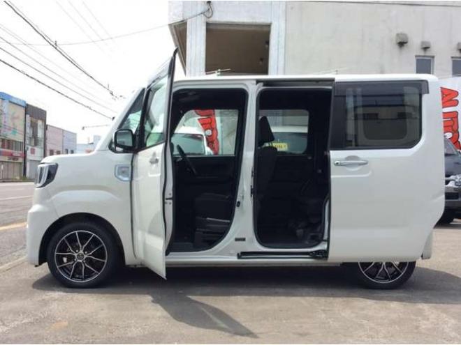 ピクシスメガL SAIII 4WD　両側パワスラ　プッシュスタート　スマートキー　運転席側シートヒーター　純正ナビ　フルセグTV　横滑り防止　アイドリングストップ　衝突被害軽減　オートライト　ドラレコ　ETC　バックカメラ　電動格納ミラー 660