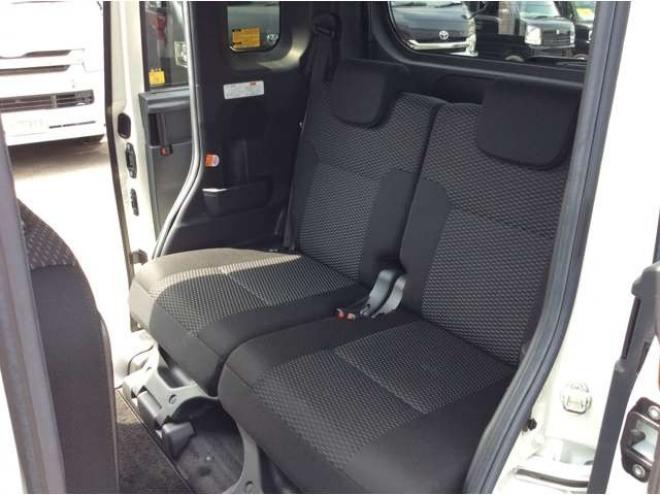 ピクシスメガL SAIII 4WD　両側パワスラ　プッシュスタート　スマートキー　運転席側シートヒーター　純正ナビ　フルセグTV　横滑り防止　アイドリングストップ　衝突被害軽減　オートライト　ドラレコ　ETC　バックカメラ　電動格納ミラー 660