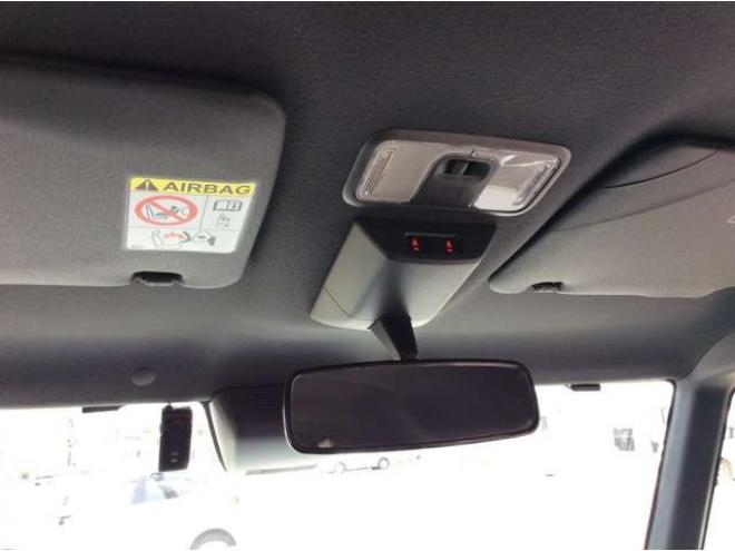 ピクシスメガL SAIII 4WD　両側パワスラ　プッシュスタート　スマートキー　運転席側シートヒーター　純正ナビ　フルセグTV　横滑り防止　アイドリングストップ　衝突被害軽減　オートライト　ドラレコ　ETC　バックカメラ　電動格納ミラー 660