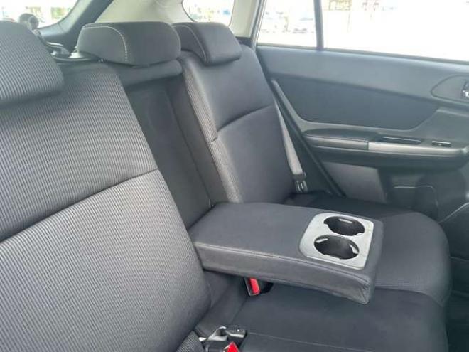 インプレッサスポーツ 2.0 i アイサイト 4WD　プッシュスタート　スマートキー　KENWOOD製ナビTV　Bluetooth バックカメラ　レーダークルーズコントロール　ETC　HIDヘッドライト　リアスポイラー　エアロ(サイド・リア) 2000