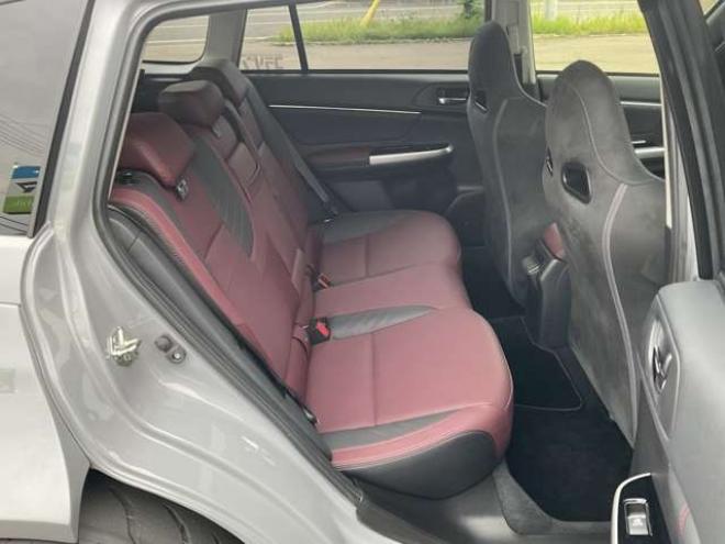 レヴォーグ2.0 STI スポーツ アイサイト 4WD　東京オートサロン2020受賞車　フロント片側60mmワイド　リア片側85mmワイド　ナルドグレー全塗装　BRIDEセミバケットシート　WRX後期Fバンパー　フロント6POTキャリパー　CUSCO製車高調　車幅公認済み 2000