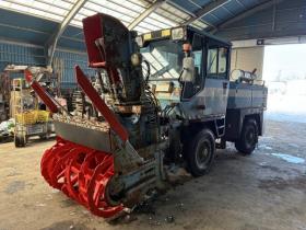 除雪機　 4.990cc  2Dr   小型除雪車