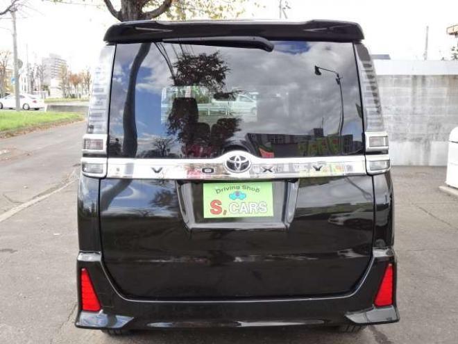 ヴォクシー2.0 ZS 4WD　後期　本州車　保証1年/走行距離無制限　4WD　8人乗　両側パワースライドドア　地デジ　バックカメラ　LEDヘッドライト　16AW　ビルトインETC 2000