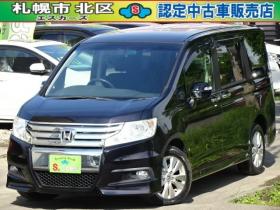 ステップワゴン　2.0 スパーダ Z HDDナビ エディション 4WD　本州車　保証1年/走行距離無制限　4WD　両側パワースライドドア　純正HDDインターナビ　地デジ　バックカメラ　16インチアルミ　ETC　リヤエアコン　リヤヒーター　ステアリングスイッチ　純正HID　スマートキー 2000