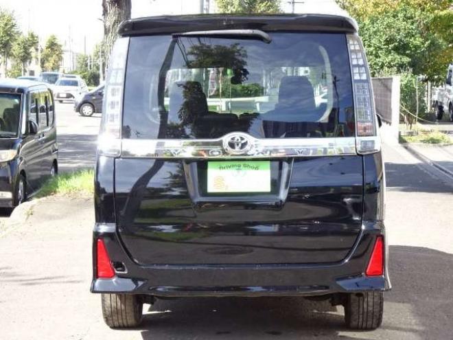 ヴォクシー2.0 ZS 煌II 4WD　本州車　保証1年/走行距離無制限　4WD　トヨタセーフティセンス　両側パワースライドドア　純正ナビ　ビルトインETC　LEDヘッドライト　純正16インチアルミホイール　アイドリングストップ　スマートキー 2000