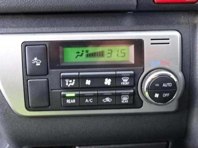 ハイエースバン2.8 スーパーGL ロング ディーゼルターボ 4WD　本州車　4WD　プッシュスタート　スマートキー　オートマチックハイビーム　ETC　MID　GRCIA　WHEEL　バックカメラ　リヤヒーター　リヤエアコン　AC100V 2800