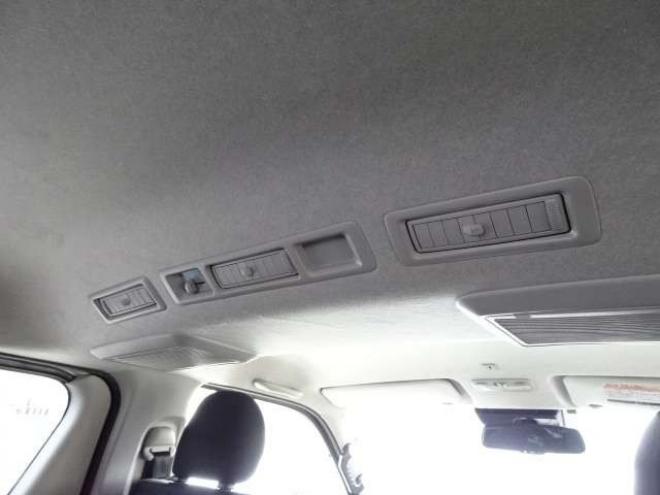 ハイエースバン2.8 スーパーGL ロング ディーゼルターボ 4WD　本州車　4WD　プッシュスタート　スマートキー　オートマチックハイビーム　ETC　MID　GRCIA　WHEEL　バックカメラ　リヤヒーター　リヤエアコン　AC100V 2800