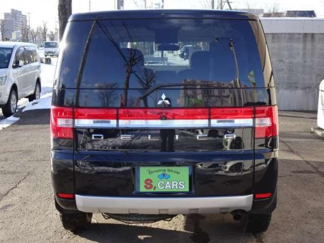 デリカD：5 2.4 G パワーパッケージ 4WD　本州車　ワンオーナー　オープンカントリーマッドタイヤ　両側パワースライドドア　ALPINE製ナビ　地デジ　10.2インチALPINE製フリップダウンモニター　バックカメラ　純正HID　スマートキー　ASC　ETC　クルコン 2400