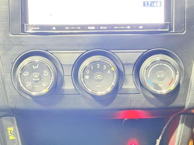 インプレッサG4 1.6 i 4WD　防錆塗装4WDキーレスナビ夏冬タイヤ 1600